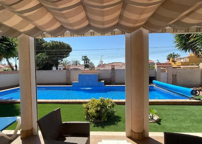 Sunny Florida Villa Torrevieja